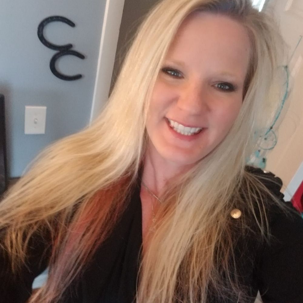 Meet your Posher, Ccmary